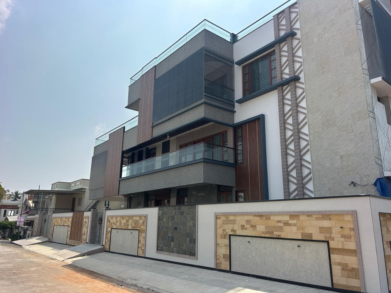9500 sqft Residence in Vennamalai